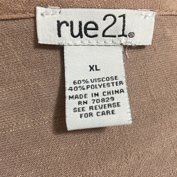 Rue21 Crop Wrap Tie Blouse - Picture 6 of 7